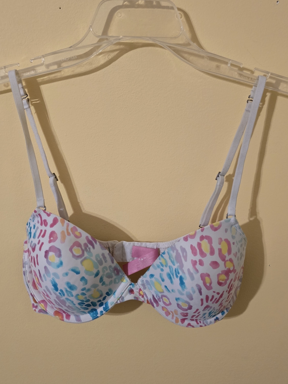 Victoria's Secret Multicolor Leopard Print - White Base T Shirt Demi Wired Bra